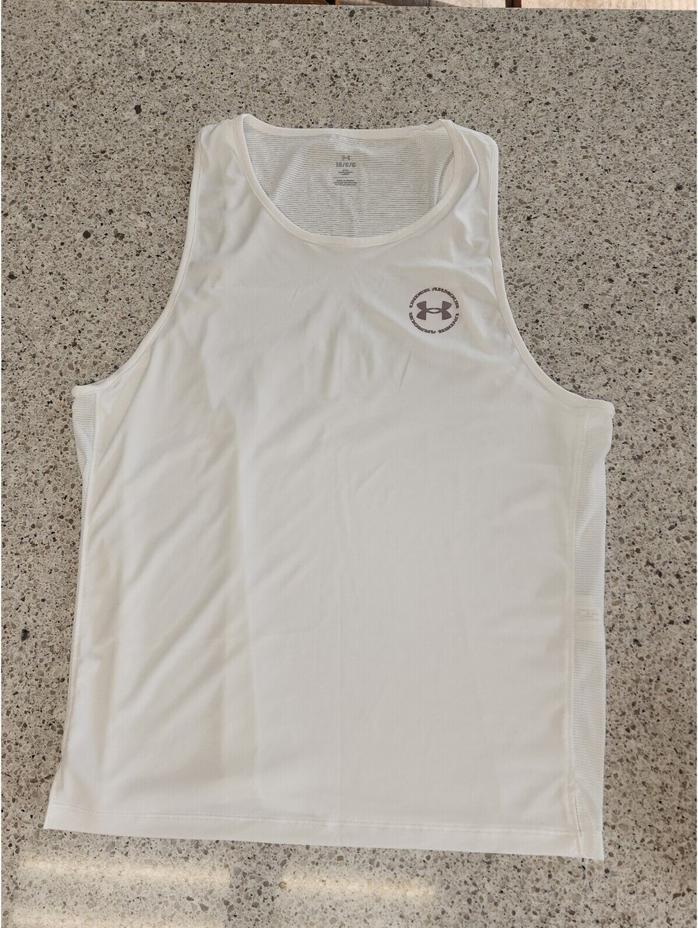 Tank top - Picture 4 of 9
